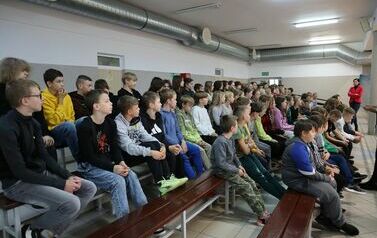 Uczniowie klas 4-8