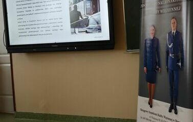 Prezentacja na temat pracy Służby Wieziennej_