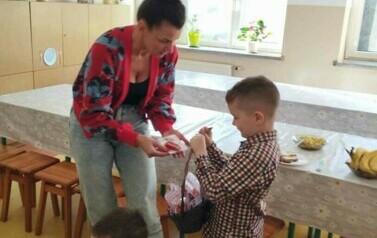 Dawid Modzelewski z grupy 0a i Pani Małgorzata Dasiak