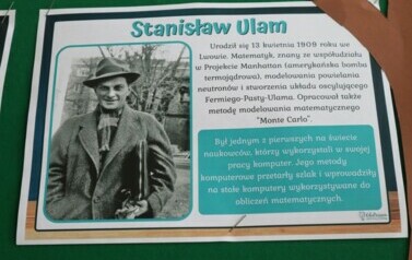 Plakat o Stanisławie Ulamie