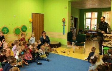 Spotkanie z leśniczym 1 Dzieci z grupy Żabki