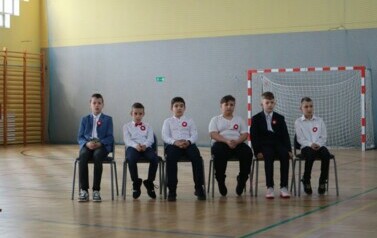 Posłowie - Kacper jako H. Kołłątaj, Piotrek - S. Rzewuski, Alan - I. Potocki, Staś - K. Branicki, Wiktor i Szymon.