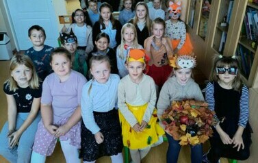 Uczestnicy konkursu recytatorskiego ZOO Jana Brzechwy