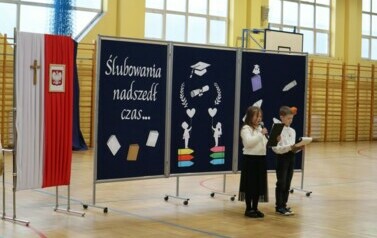 Katarzyna Deptuła i Oliwier Ostrowski - prowadzący uroczystość_