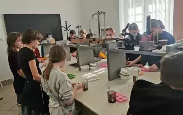 Robimy własne mydełka zapachowe.