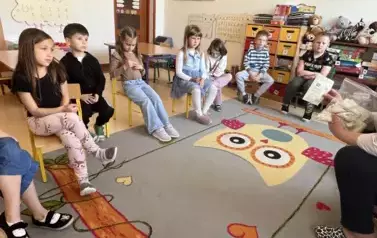 poznajemy zawartość walizki pani pielęgniarki