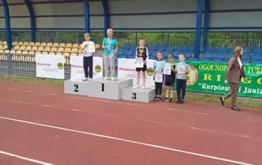 Żacy na podium.