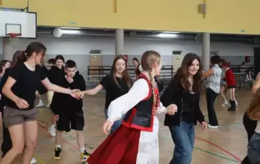 Tańce (2)