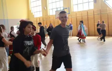 Uczniowie (14)