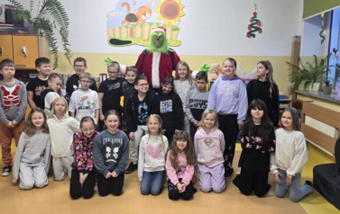Grinch w szkolnych murach 1