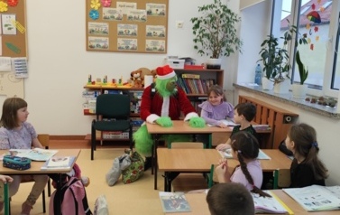 Grinch w szkolnych murach 11
