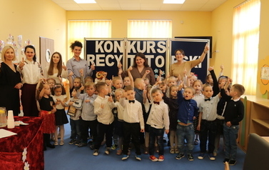 Uczestnicy konkursu recytatorskiego
