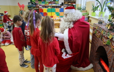 Mikołajki w zer&oacute;wce 11