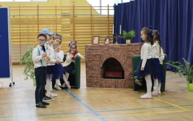 Dzień Babci i Dziadka w oddziale przedszkolnym 33