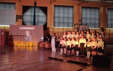 25-lecie nadania imienia 28.05 (204)