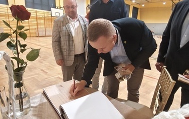 25-lecie nadania imienia 28.05 (168)