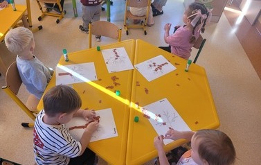 Dzień Spadającego Liścia 2