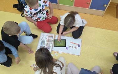 Programowanie to świetna zabawa! &ndash; uczniowie klasy 2a odkrywają świat kodowania 3