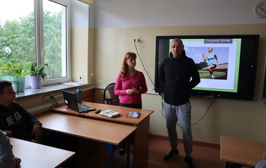Dietetyk Monika Zabielska i koordynator projektu Jacek Żylak.