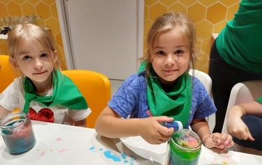 Pola Szczubełek, Lena Błędek w Inca Play