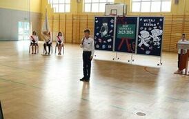 Uczeń recytator Adam Pac z kl. V