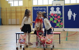 Dzień Babci i Dziadka w oddziale przedszkolnym 43