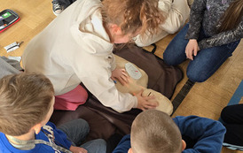Szkolenie z pierwszej pomocy dla uczni&oacute;w klas 0&ndash;6 5