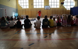 Szkolenie z pierwszej pomocy dla uczni&oacute;w klas 0&ndash;6 19