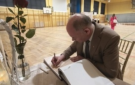 25-lecie nadania imienia 28.05 (173)