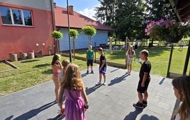 Klasa trzecia żegna pierwszy etap nauki 1