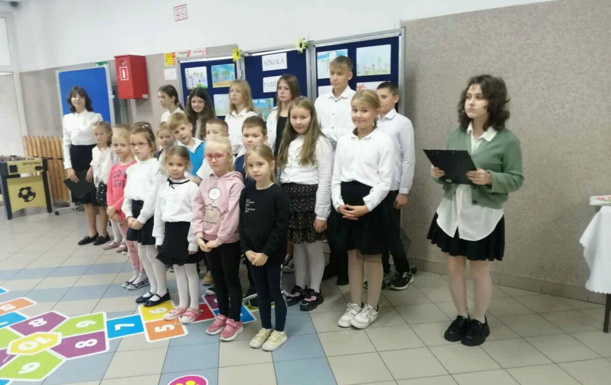 Zdjęcie do  Apel poświęcony zmarłym i poległym za ojczyznę 