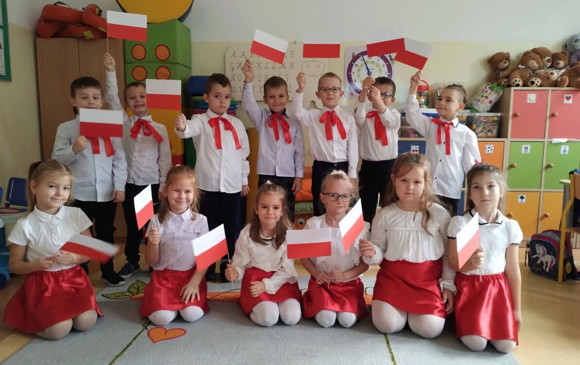 Zdjęcie do Obchody Narodowego Święta Niepodległości w grupie 0b