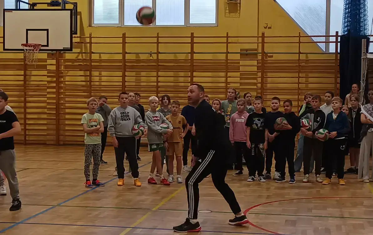 Zdjęcie do Zajęcia z piłki siatkowej z SPS Volley Ostrołęka